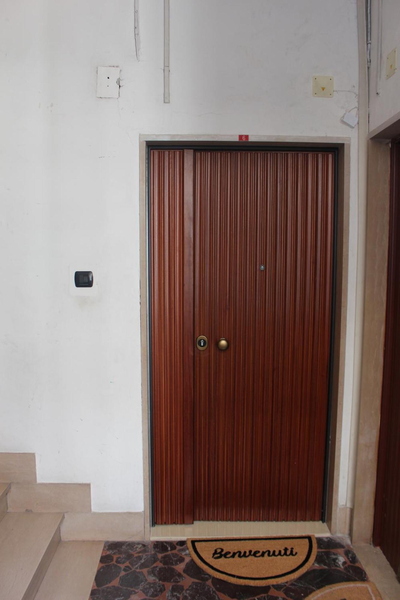 Central Apartment Castellammare di Stabia Exterior foto